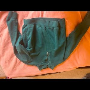Green crew sweater